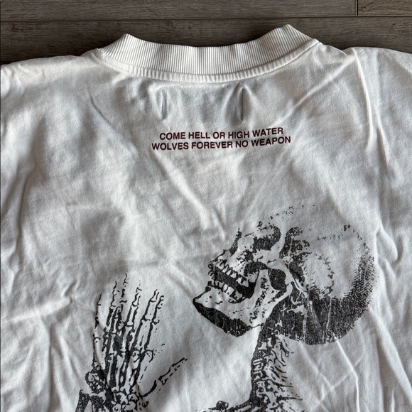 ‘No Weapon’ white premium oversize tee - Picture 2 of 5